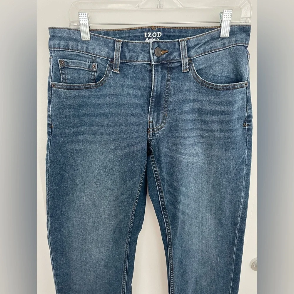 Izod Saltwater Men’s Comfort Stretch Straight Fit Jeans, Blue, 30W x 32L, NWOT